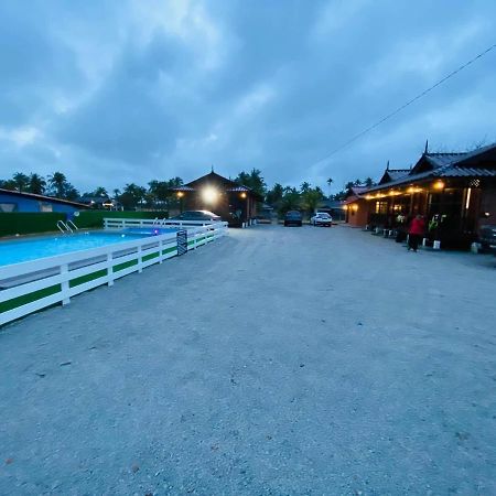 Tts Staycation Chalet Kampung Penarik Dış mekan fotoğraf